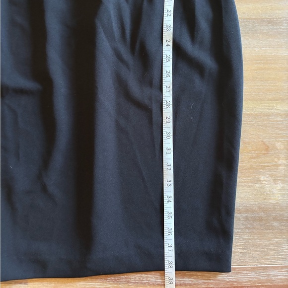 Calvin Klein Boatneck 3/4 Bell-Sleeve Fitted Sheath Dress Knee Length, Black 6 - Picture 9 of 13